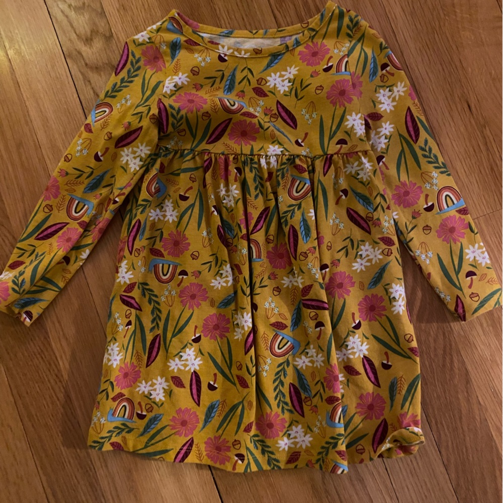 3 item bundle for $15✨ Wonder nation kids dress 3T